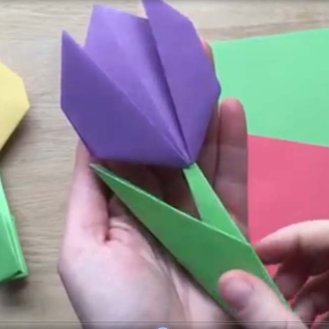 اوریگامی گل لاله اوریگامی ساده و زیبا برای کودکان